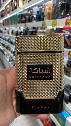 Brand new sealed/Khadlaj Shiyaaka Gold 100ml 3.4pz edp