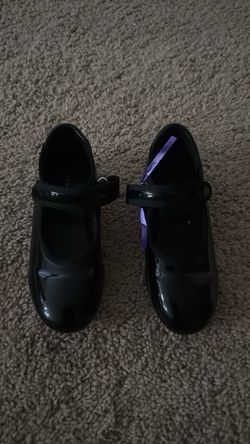Black Tap Shoes size 11 for girls
