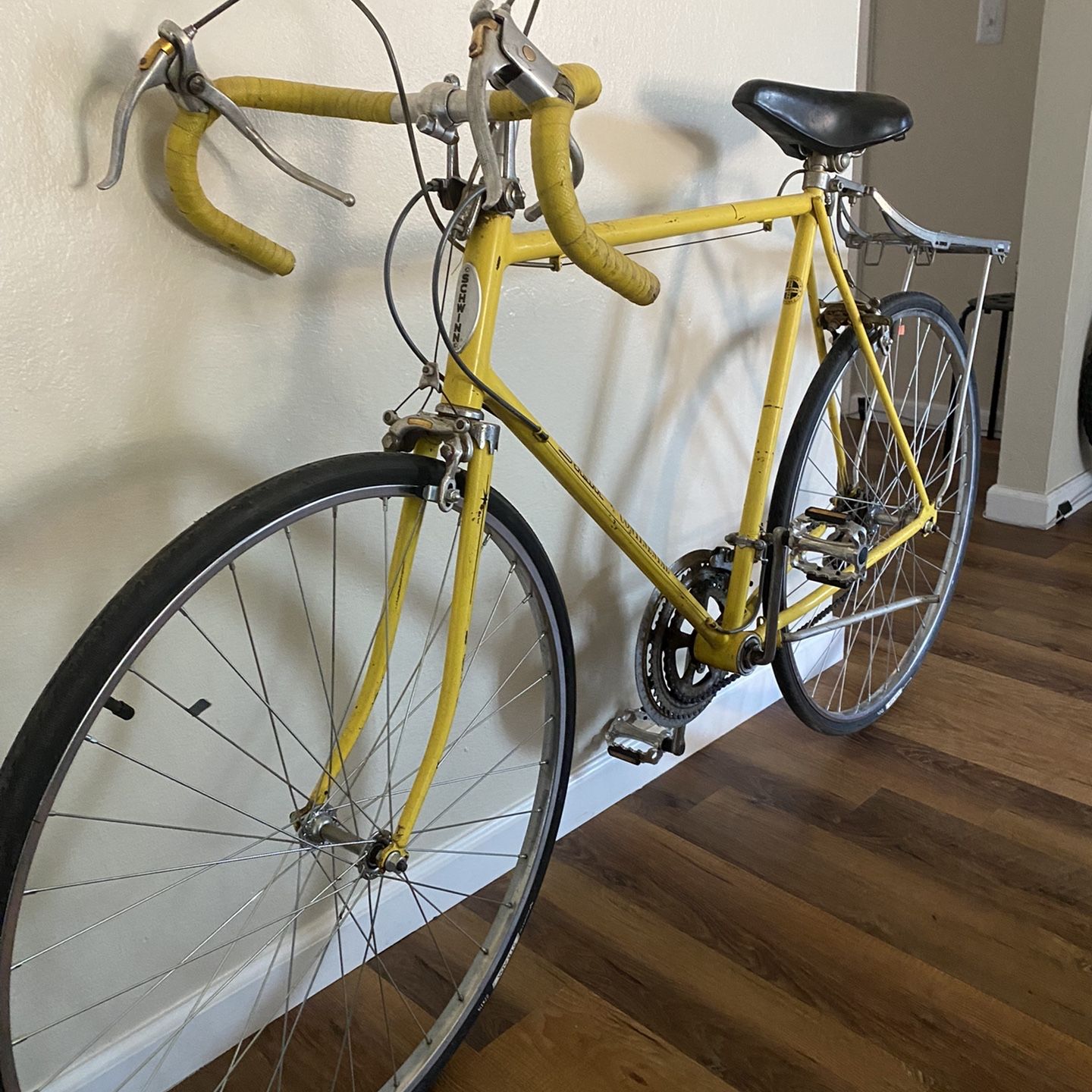 Schwinn continental yellow sale