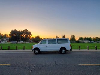 Ford Econoline E350