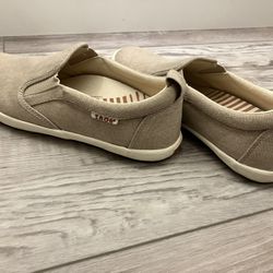 Taos Slip-on shoes