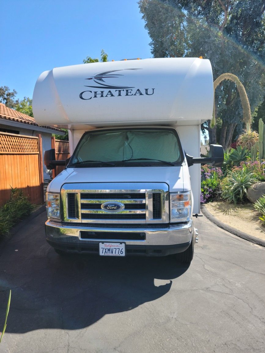 2017 Thor Chateau 31W
