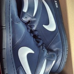 Need Gone Jst Been Siting In Da Closets