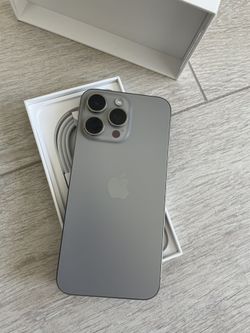 iPhone 15 Pro Max 256gb Factory Unlocked