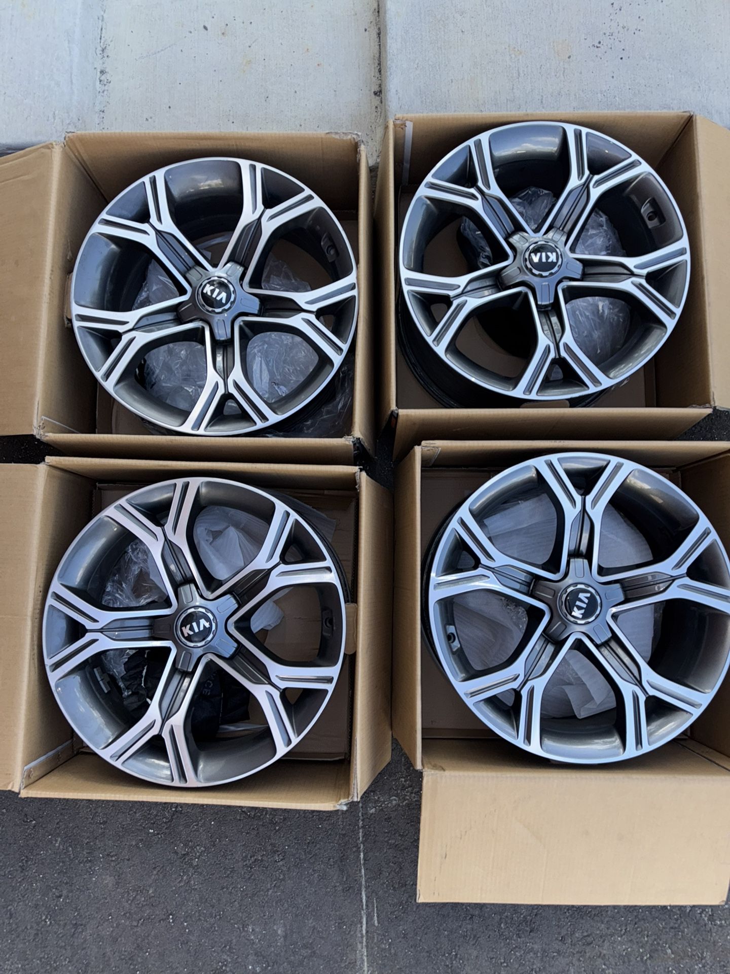 Kia Stinger Rims