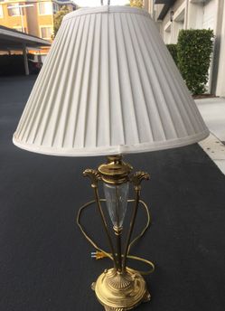 Table lamp