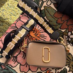 Marc Jacobs Camera Bag Crossbody BRAND NEW Never Worn 