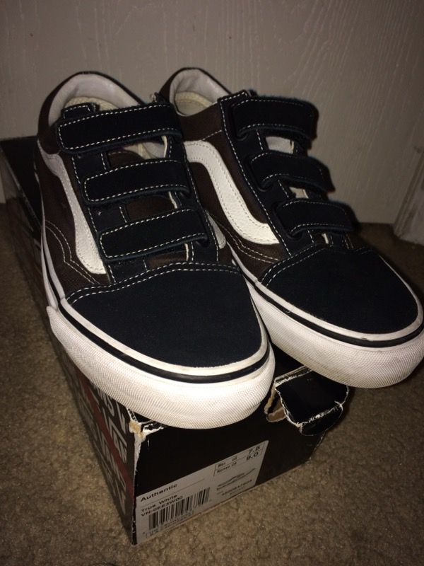 Strapped Vans size 7.5