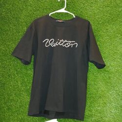 Lv SHIRT BLACK size XL NEW STYLE 👌 