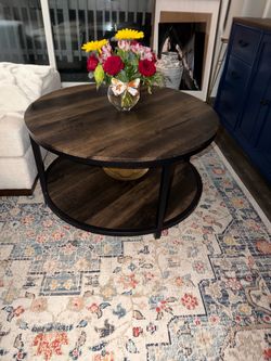 Living Room / Coffee Table