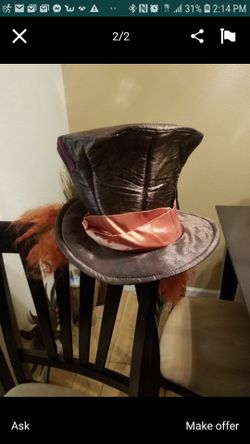 Costume