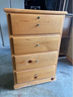 Selling 2 dressers for 120