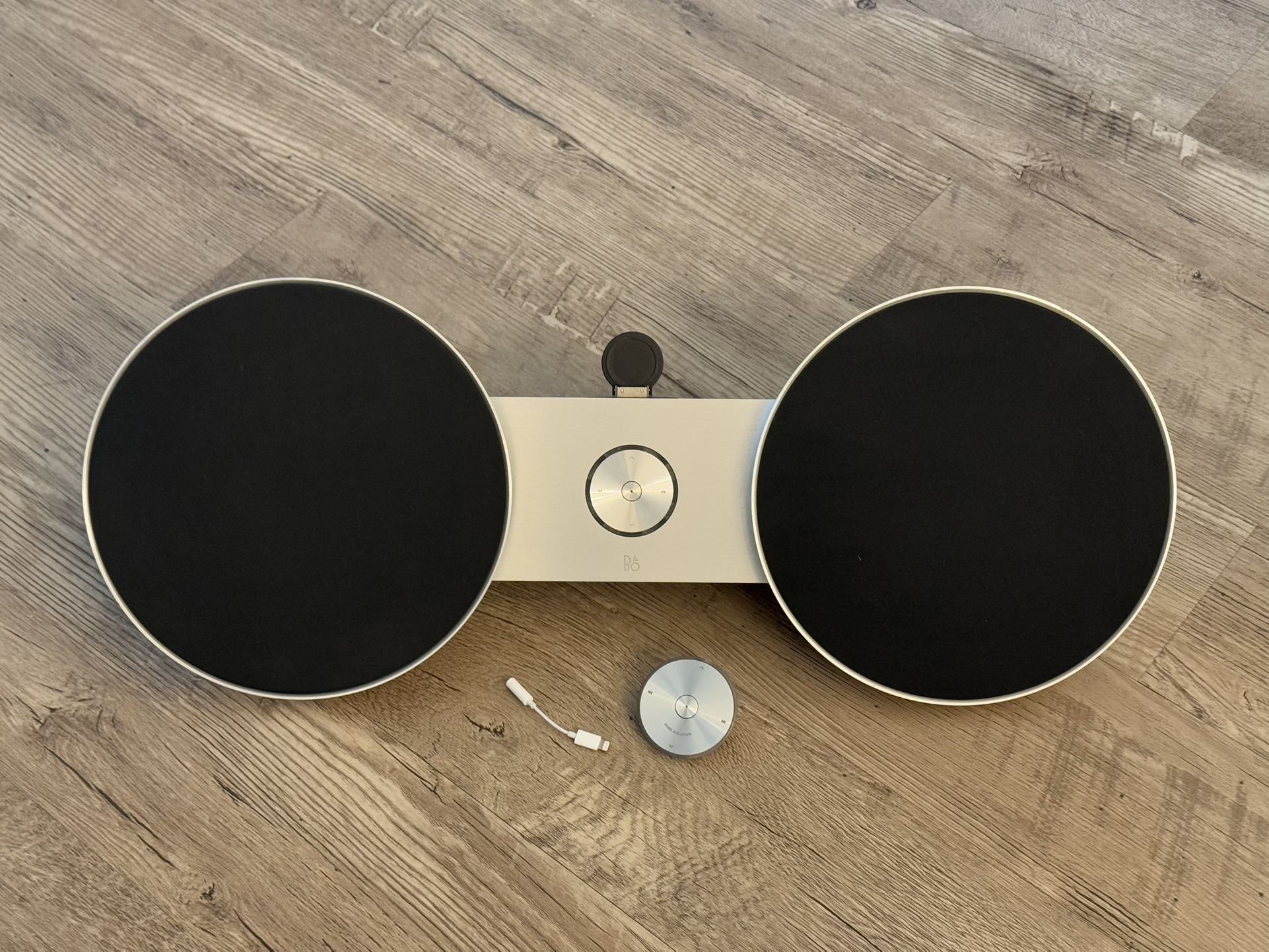 BANG OLUFSEN B&O BEOPLAY A8 WIFI IPAD IPOD AIRPLAY SPEAKER RP $1200