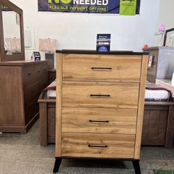 🔥Hot Deal🔥Brand New Chest Of Drawer/ Tall Dresser $229, Matching Bedroom Set Available 