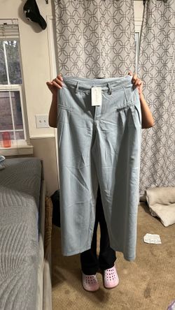 women’s wide leg pants