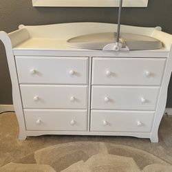 Storkcraft Avalon 6 Drawer Dresser With Changing Table