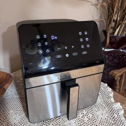 Gourmia Air Fryer 1700W – Clean & Works Great
