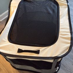 portable play    for pets o cats