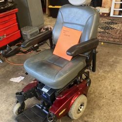 Electric Medical Chair $100
