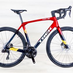 Trek Domane SLR Segafredo, Size - 56, Carbon road bike, 105 di2 12sp group set