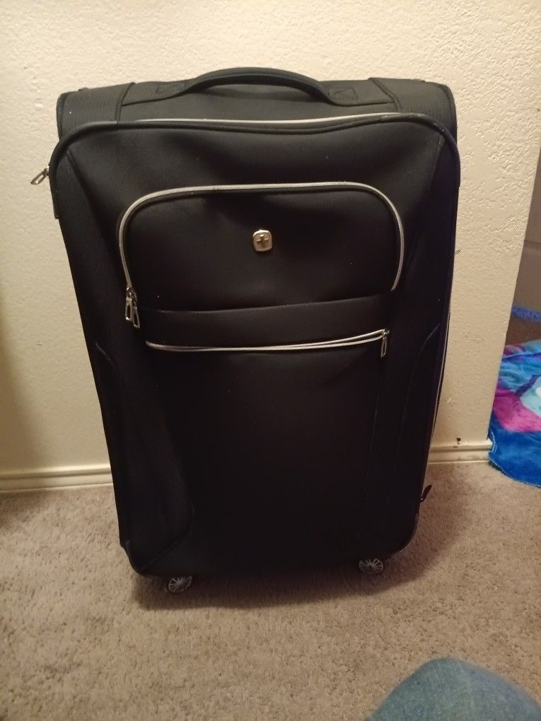Swiss Gear Rolling Suitcase