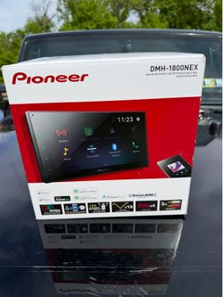Pioneer w/ Carplay