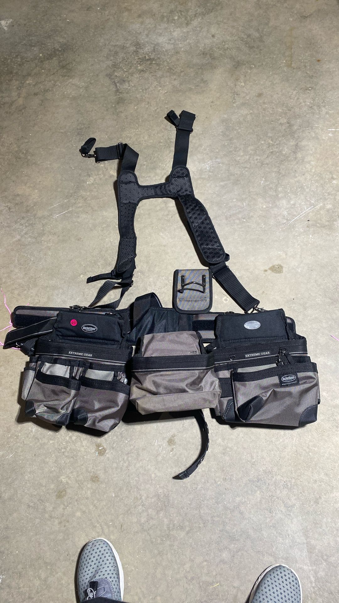 Bucket Boss Mullet Buster 3 Bag Tool Belt with Suspenders in Grey, 55135, Black, full size