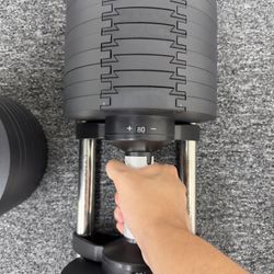 80 Ib Adjustable Dumbbells 