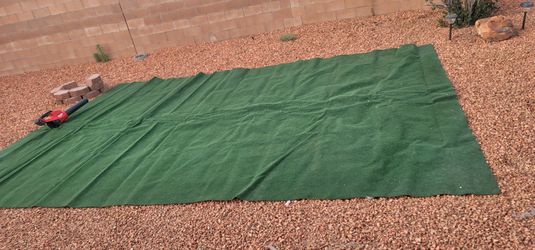 Grass rug