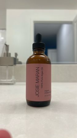 Josie Maran Pure oil