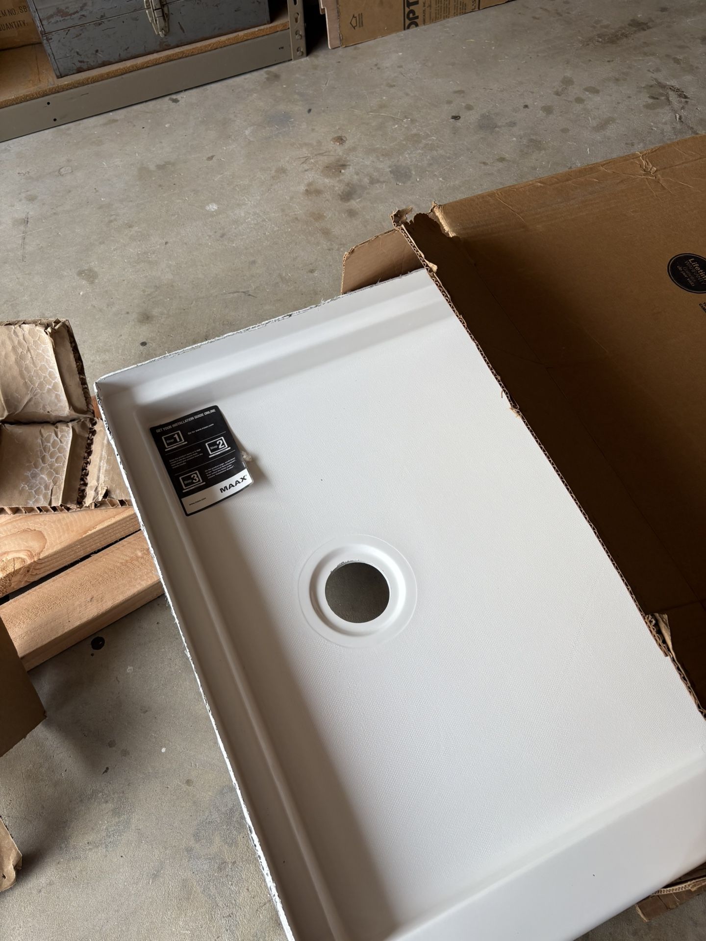 FIBERGLASS SHOEER PAN NEW