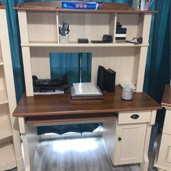 Office Furniture Set