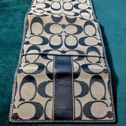 Coach Trifold Wallet (Vintage)