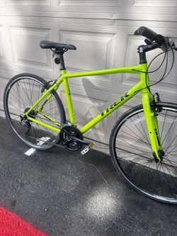 2019 Trek Hybrid Bike Neon Yellow/Green