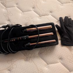 FoxyBae Curling Iron