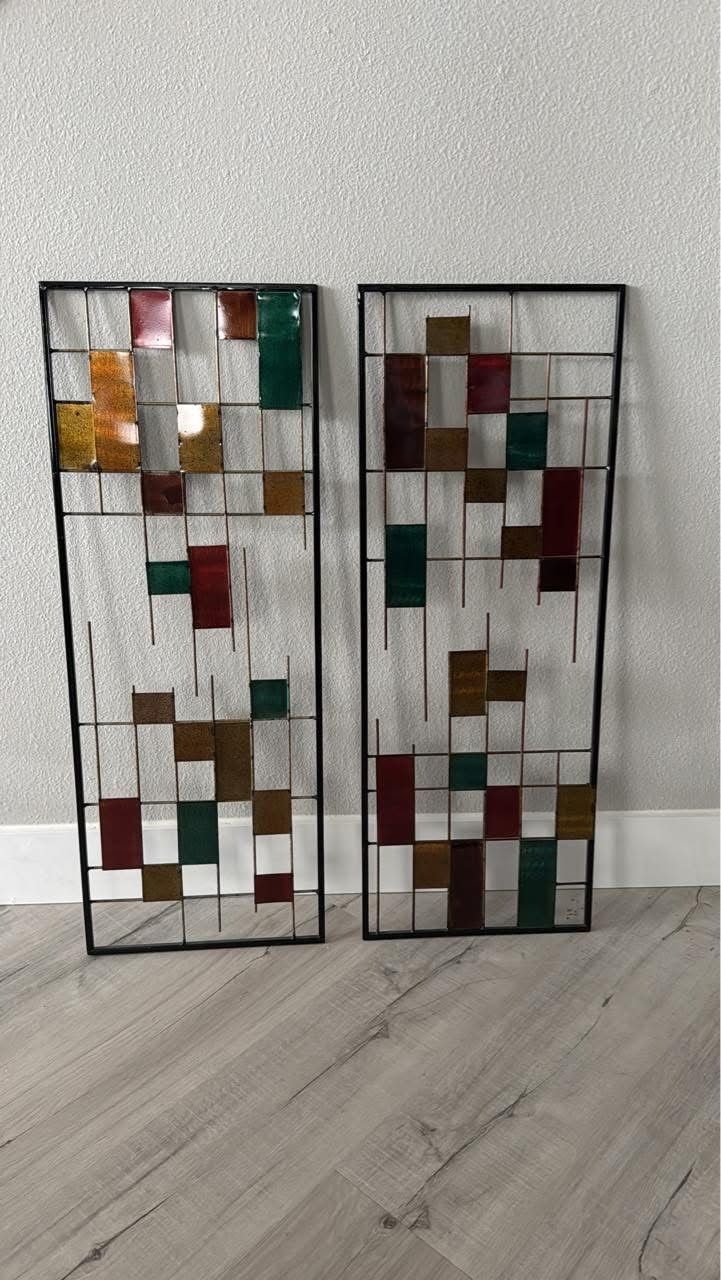 2 Wall Decors $15