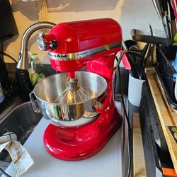 KitchenAid Professional 5 Plus Stand Mixer plus unopened Pasta attachment Kit, red, heavy duty model