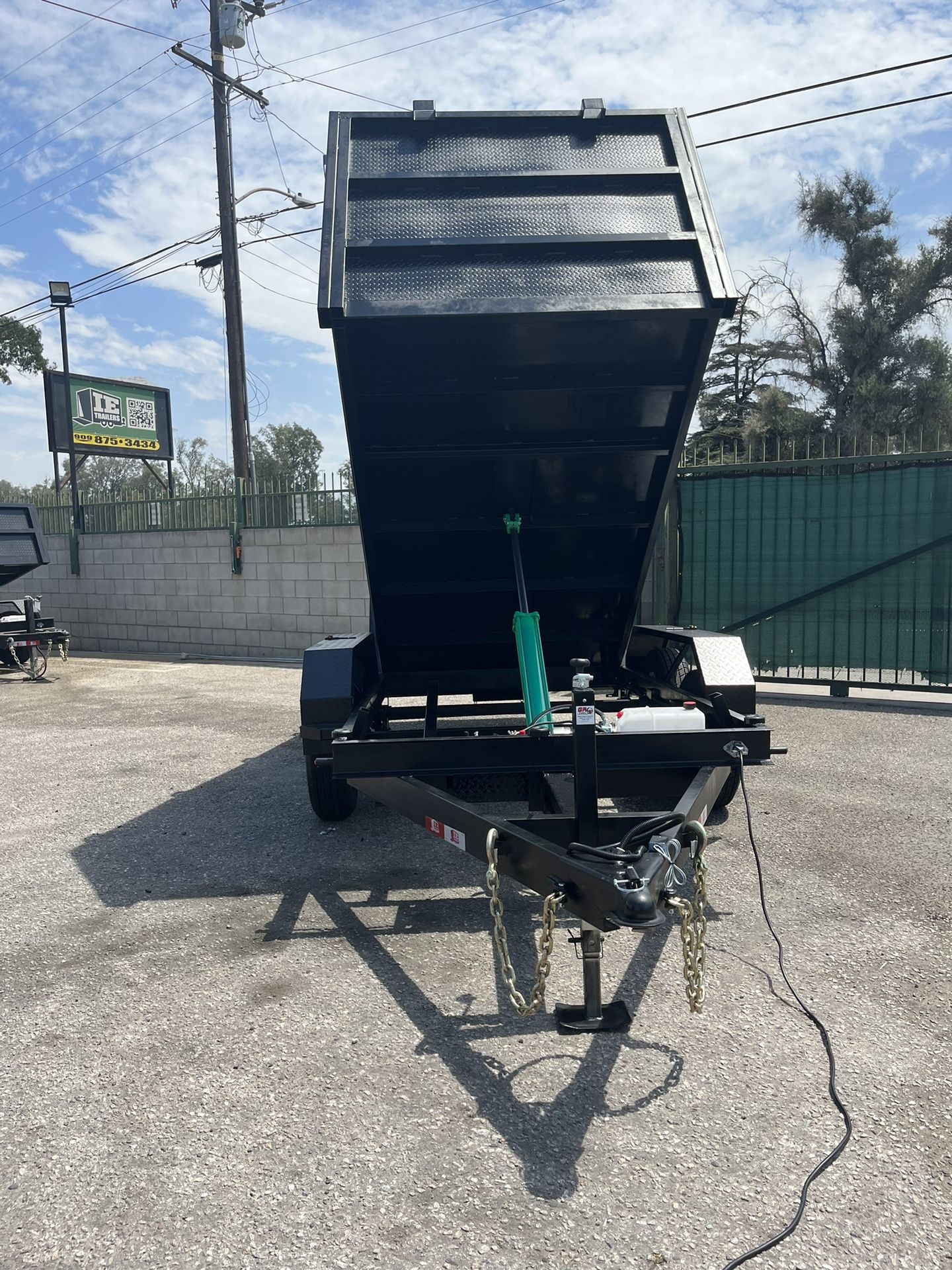 8x10x4 Dump Trailer