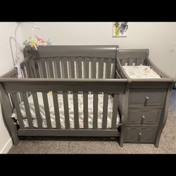 Baby Crib 