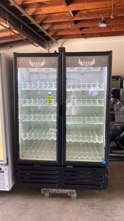 Commercial Double Glass Door Merchandiser Refrigerator