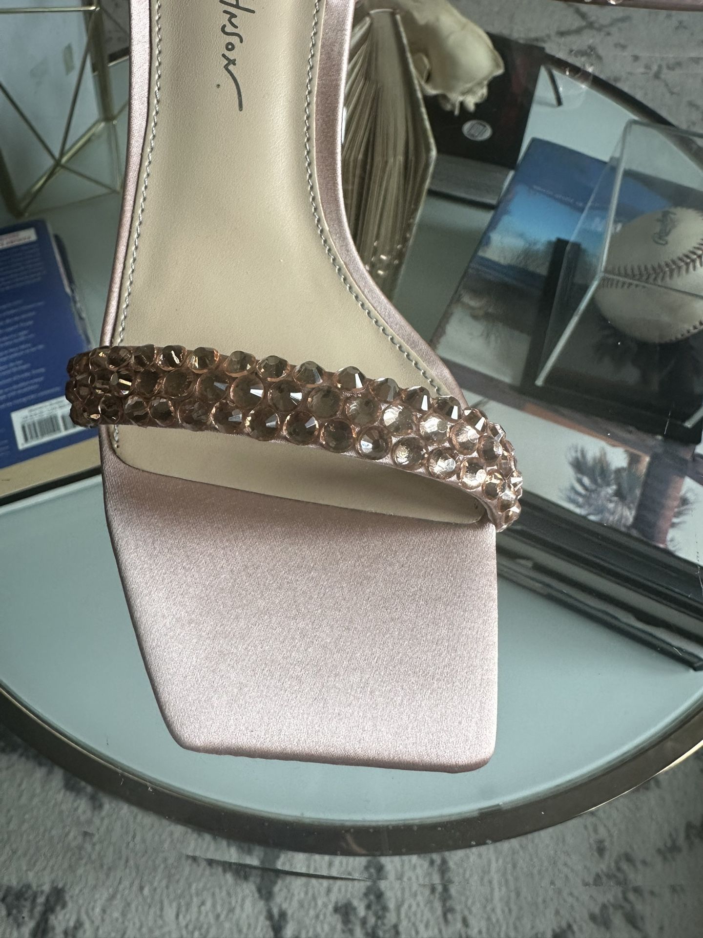 BRAND NEW Betsey Johnson Blush Heel