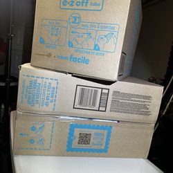 Pampers / Cruisers size 5 27+lbs contains 128 ea box