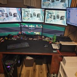 Entire Computer And Monitors