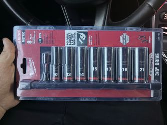 Milwaukee 8 piece 3/8” Drive socket set