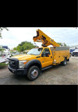 60600A2 BUCKET TRUCK FORD F550 4X4 ALTEC AT40M 47 FEET (NO CDL)