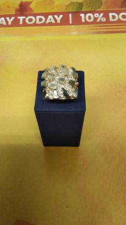 Men's Ring - Yellow Gold 10k (.417) 26.2 grams Size 11