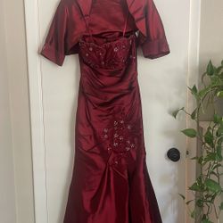 Beautiful Formal Ball Gown Size S