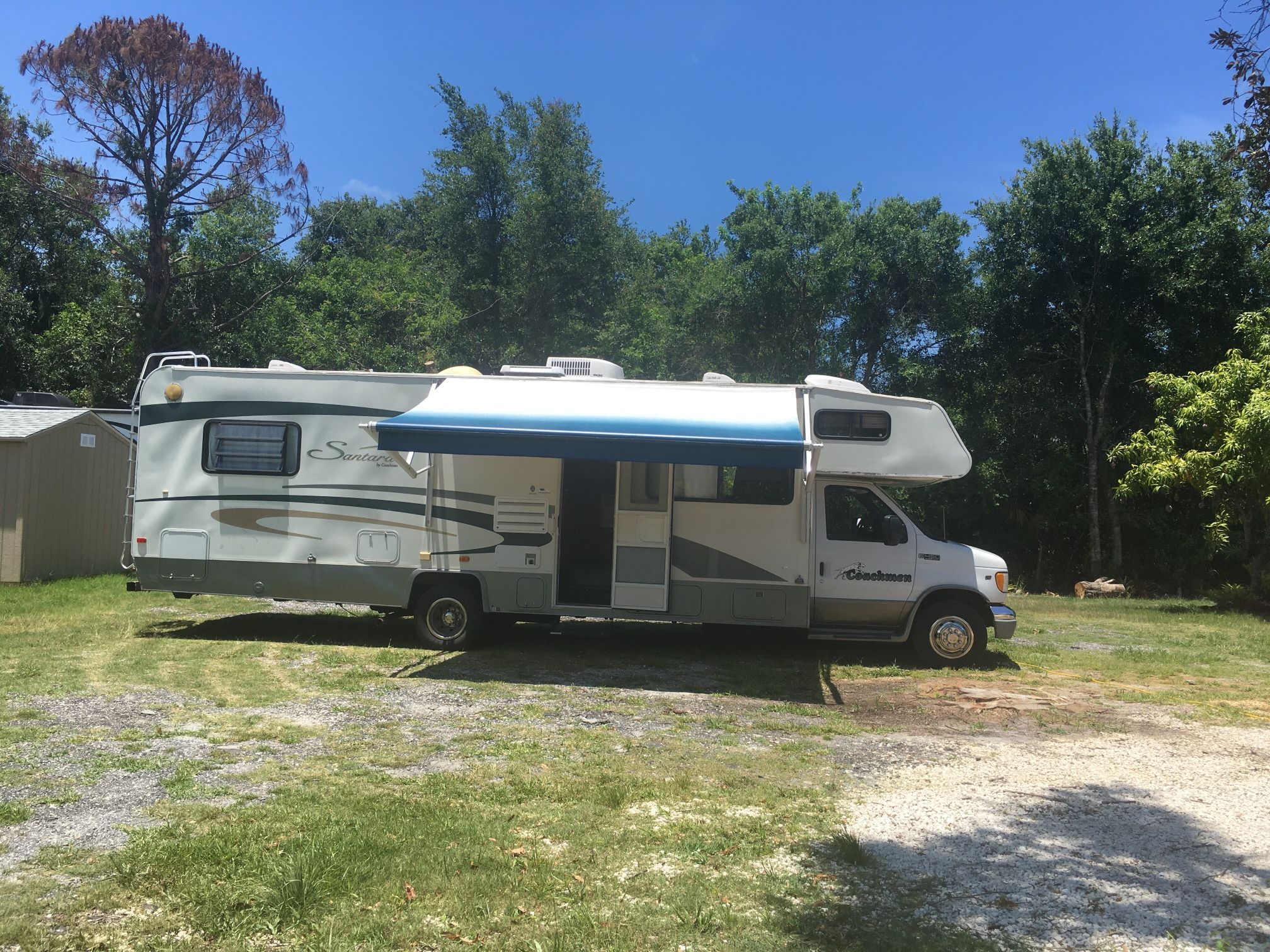 Photo 2002 Ford E 450 B 10 Coachman