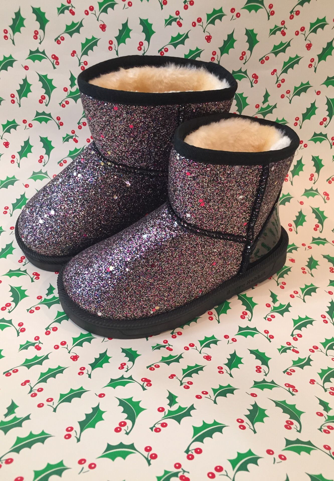 Warm new boots for girl size 11