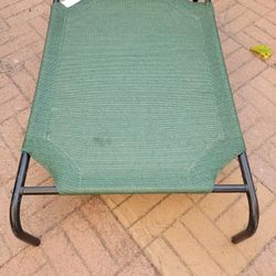 Coolaroo Elevated Dog Bed